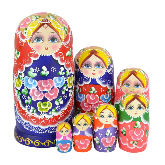 Beautiful Wooden Matryoshka Dolls 7 Pieces