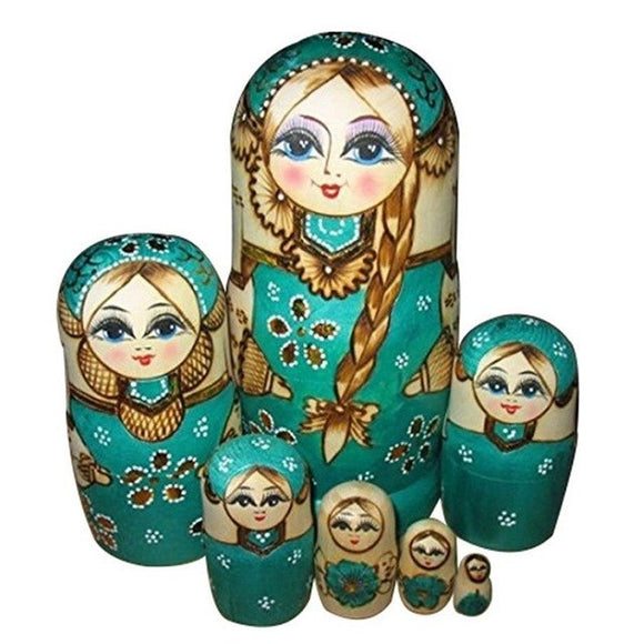 Green Matryoshka Nesting Dolls 7 Pieces